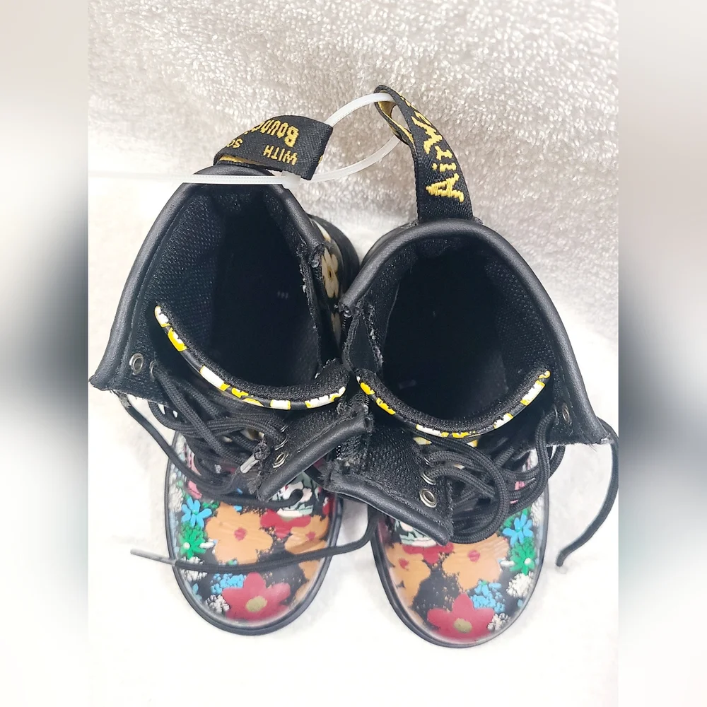 Dr. Martens Kids Floral Combat Boots in Black with Multicolor Flowers